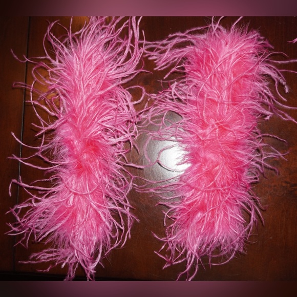 Twenty Fall Pink Ostrich Feather Cuffs - Picture 7 of 7